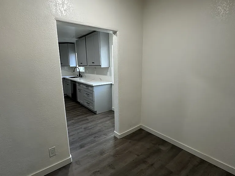 2156 Carlmont Dr #3 — Photo 10