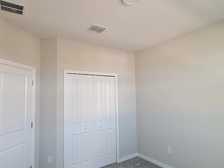 12184 Plumpton Dr — Photo 25