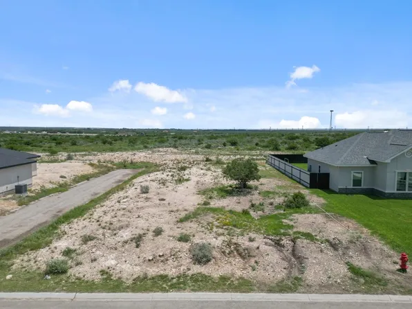 605 Enchanted Way #5, Del Rio, TX 78840
