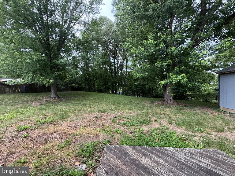 2063 Red Spruce Ct — Photo 23
