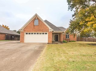 6760 Hidden Fern Ln E, Bartlett, TN 38135