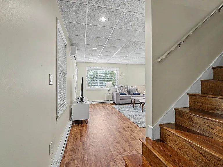 35 Windsong Dr — Photo 33