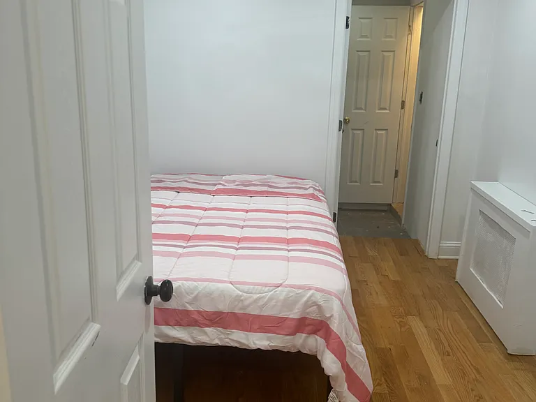 39 Spruce St #1 — Photo 6