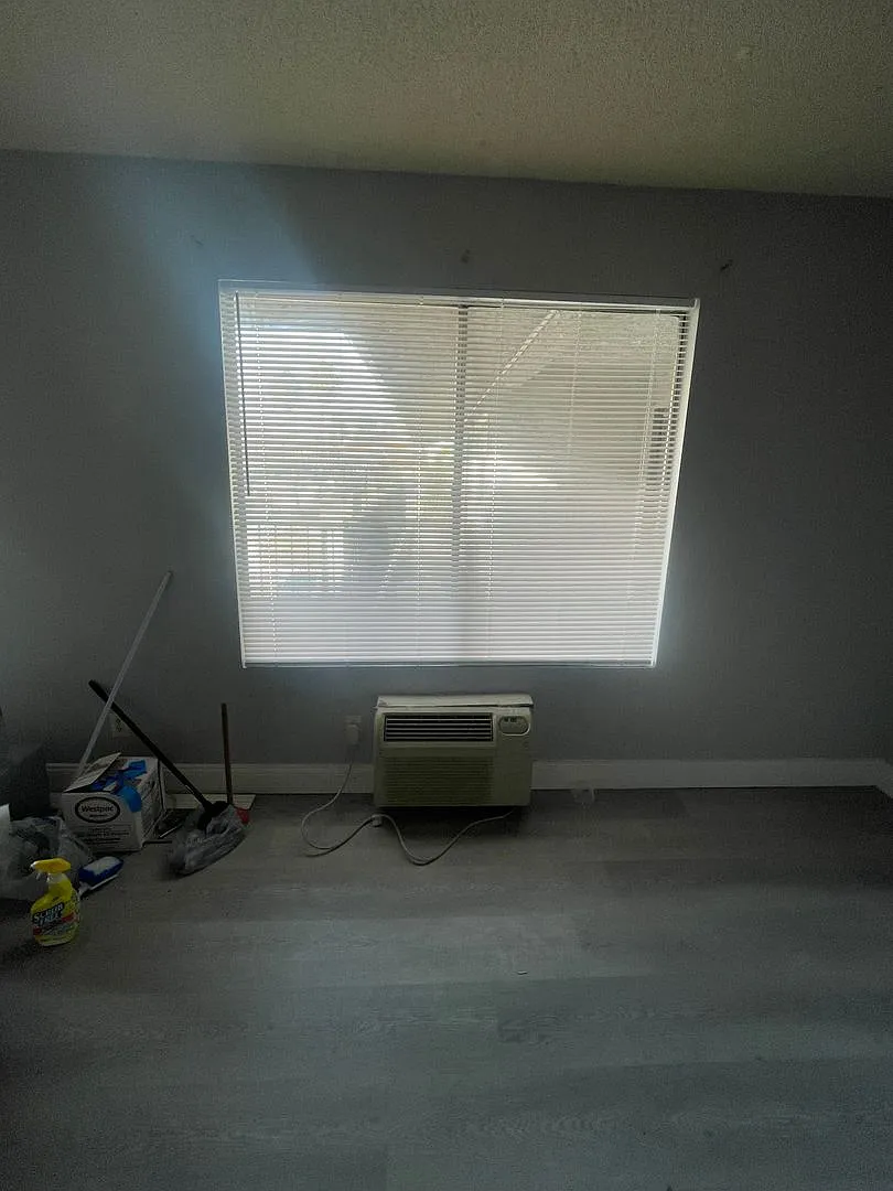 Koval Cove Apartments — Photo 3