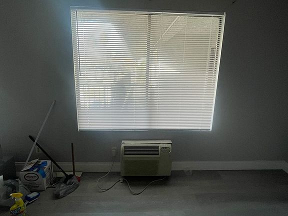 3rd image of 4816 Koval Ln APT 15