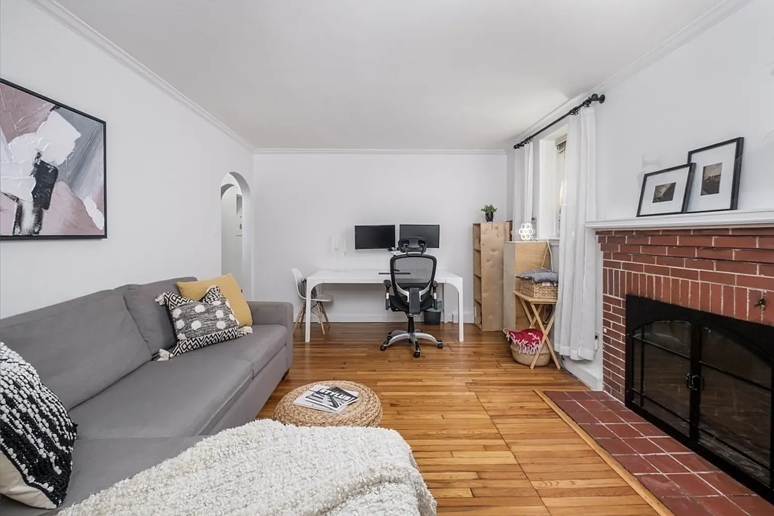 1 bed, $2,800 — Photo 1
