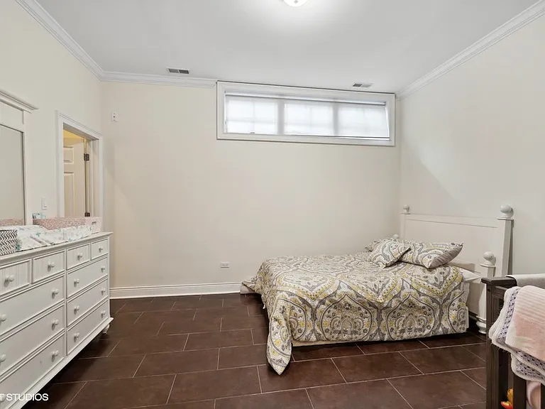 2641 N Ashland Ave #1N — Photo 15