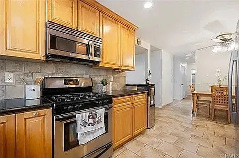 4411 Boston Way — Photo 8