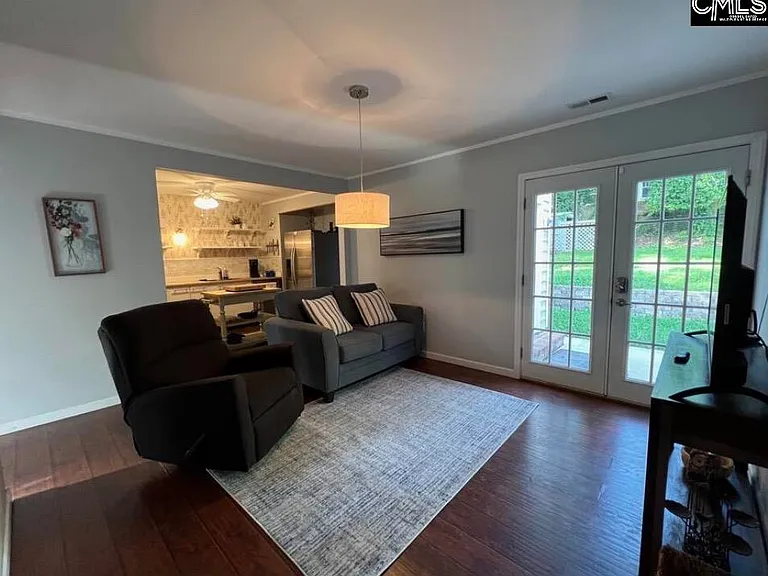 608 Elm Ave — Photo 5