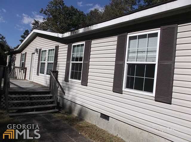 1st image of 70 Surrey Ct