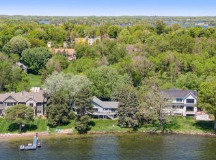 2474 Carman St, Wayzata, MN 55391