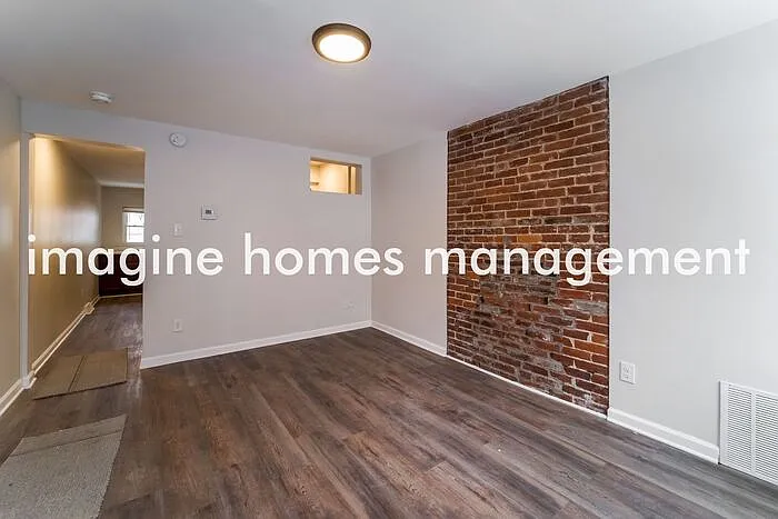 3 bed, 1.0 bath, 1109 sqft, $1,895 — Photo 4