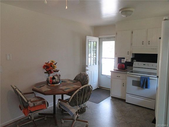 5th image of 9011 Circlewood Dr