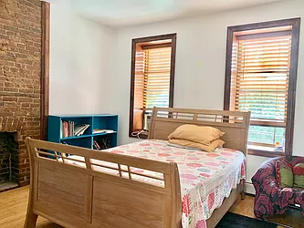 Rented by Voro New York