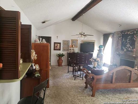 3rd image of 13826 Brook Hollow Blvd