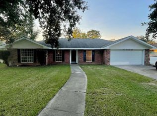 408 University Dr, Lake Charles, LA 70605