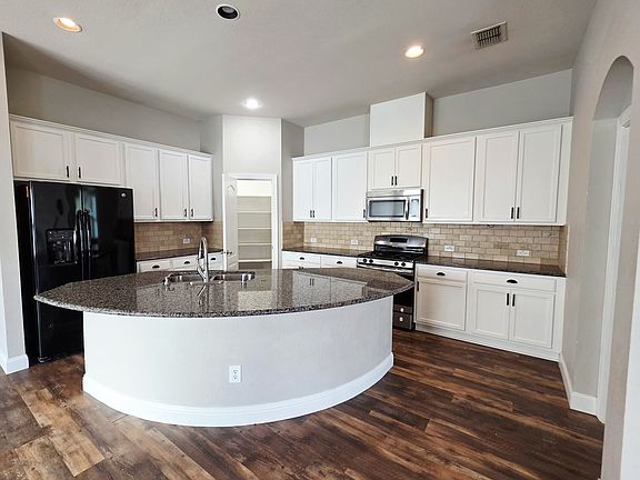 2nd image of 15009 Frisco Ranch Dr