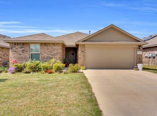16625 White Fish Ln, Justin, TX 76247