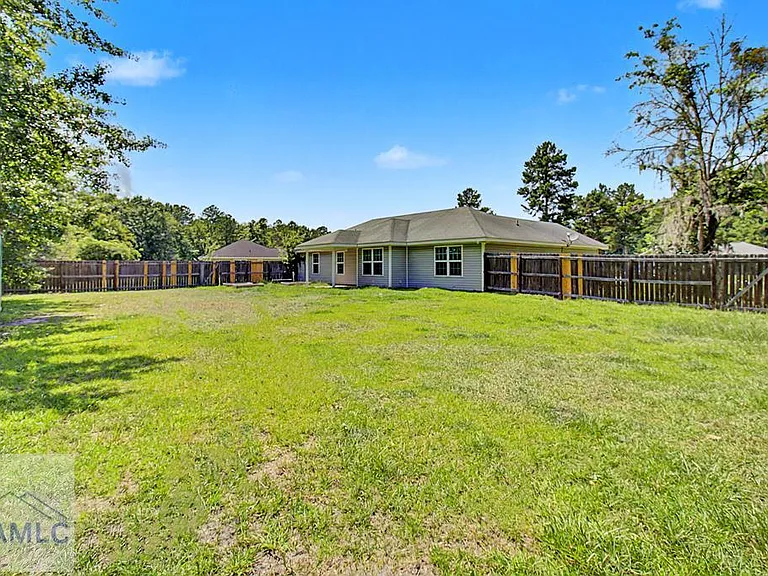 115 SE Cutters Gap — Photo 37