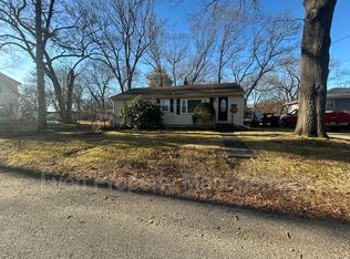 133 Inman Ave, Warwick, RI 02886