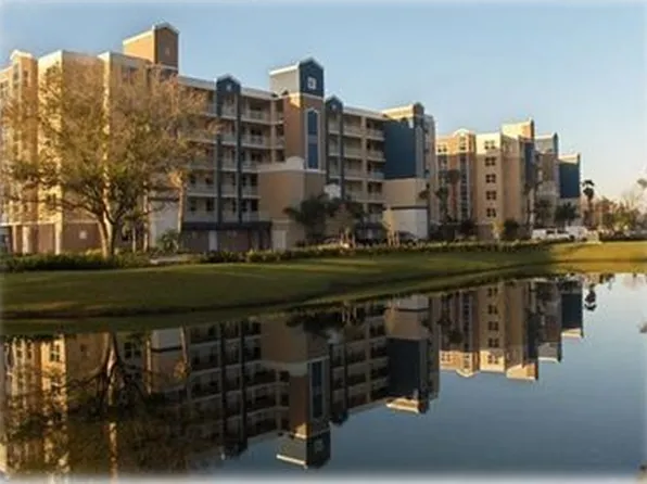 960 Starkey Rd APT 1206, Largo, FL 33771