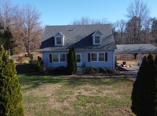 8394 Dahlgren Rd, King George, VA 22485