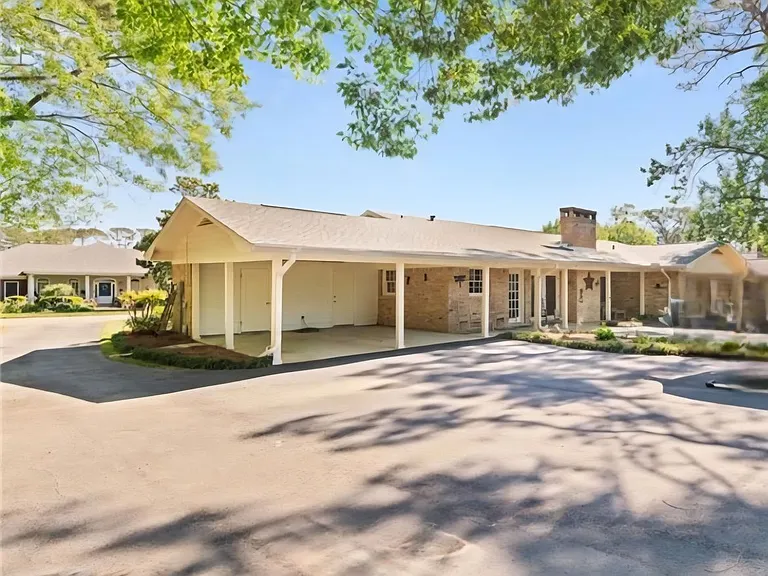3813 Saint Andrews Loop N — Photo 25