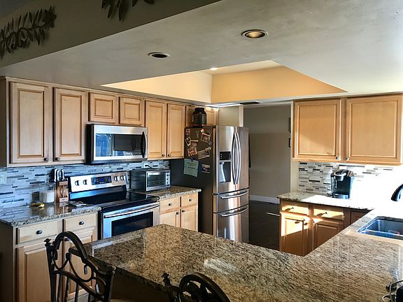 4th image of 8103 NW 72nd Ave