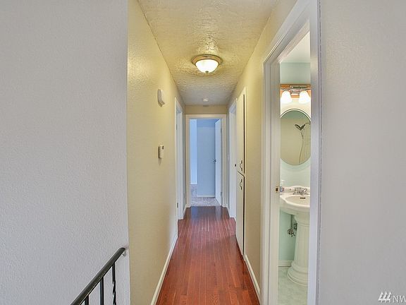 4th image of 1454 Vista Dr
