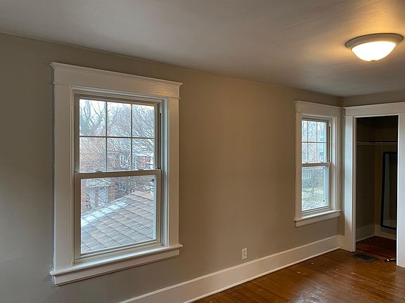 4th image of 1155 W 25th St