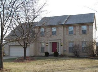 9966 McCauly Woods Dr, Sharonville, OH