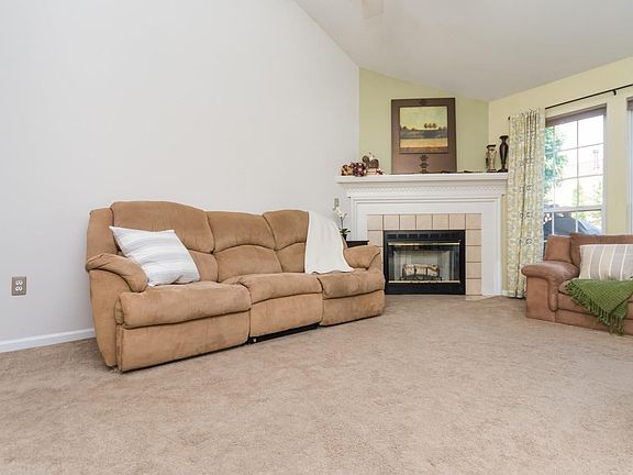 5th image of 3099 Ailsa Craig Dr