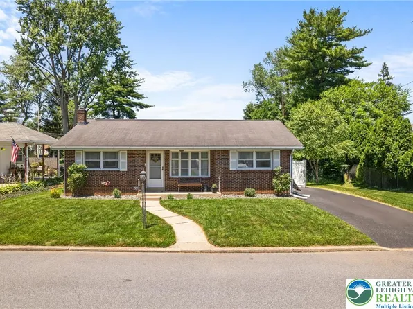 2213 W Woodlawn St S, Allentown, PA 18104