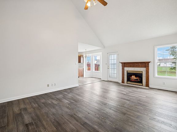 5th image of 3433 Loon Dr