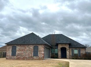 2035 Bellingrath Gdns, Conway, AR 72034