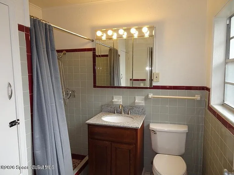 18 North Ct #A — Photo 11