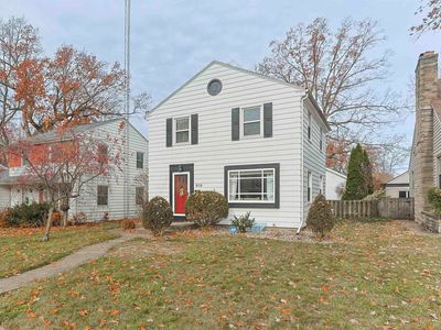 910 W Lawrence St, Mishawaka, IN, 46545
