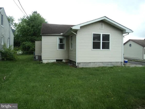 5543 Dupont Pkwy, Smyrna, DE 19977