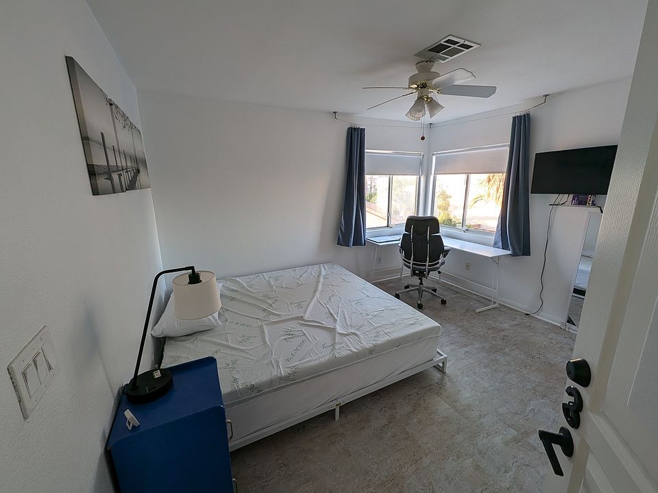 1st image of 8152 Yellow Daisy Ave #3
