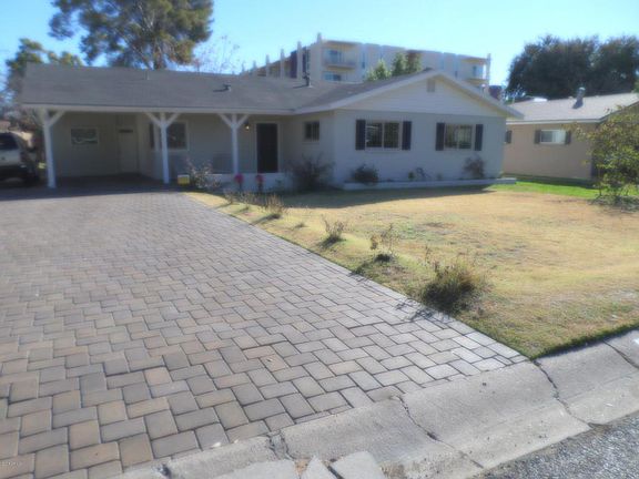 3rd image of 4523 N 35th Pl