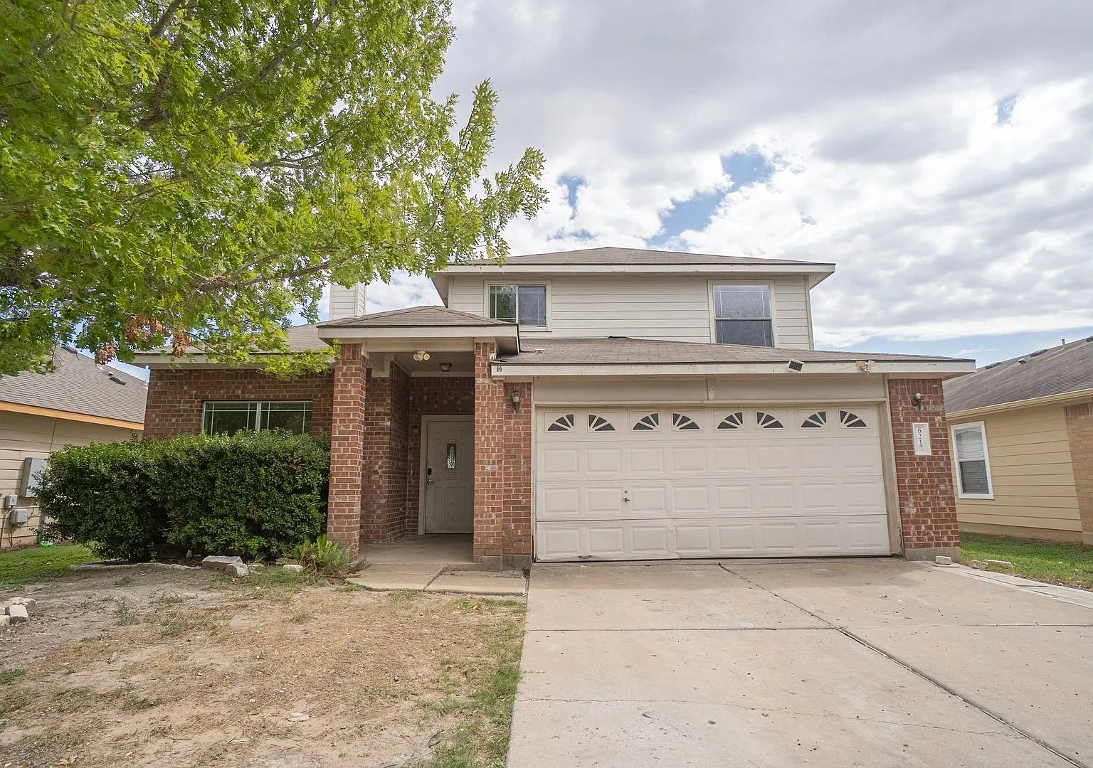 4 Bed, 2.5 Bath Home with 2-Car Garage in Del Valle, TX! — Photo 1