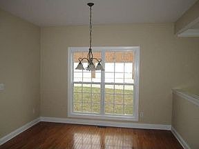 2nd image of 2810 Wellington Way SE