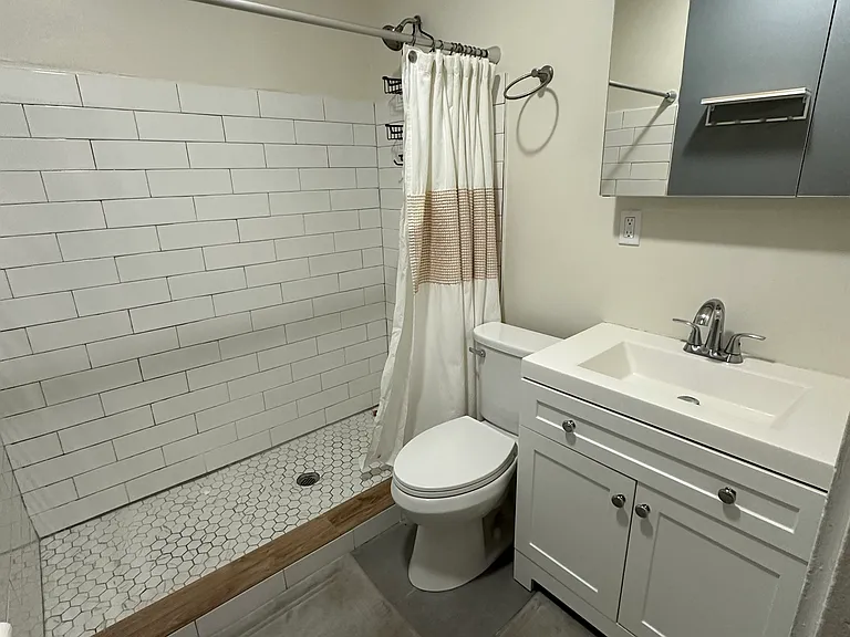 70 E Main St #2 — Photo 15