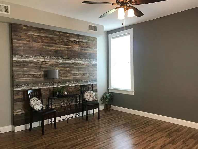 2236 Edwards St — Photo 10