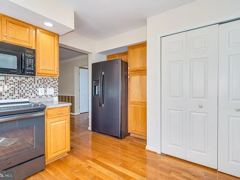 401 Ponderosa Trl #1 — Photo 17