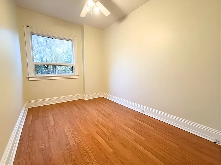 44 Spring St — Photo 6