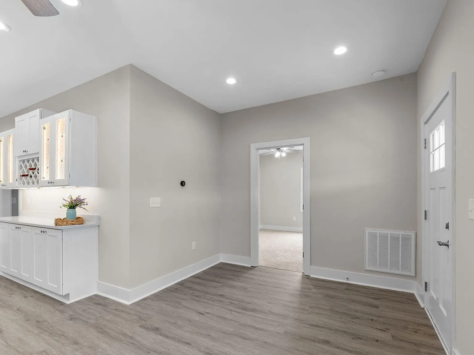 3 bed, 1417 sqft, $1,245 — Photo 4