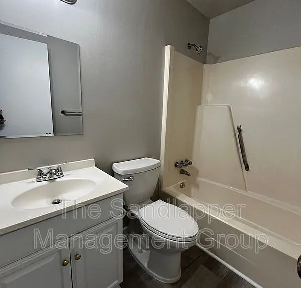 3 Commercial Row #C — Photo 9
