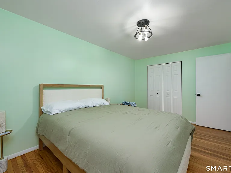 280 E Main St #E6 — Photo 16