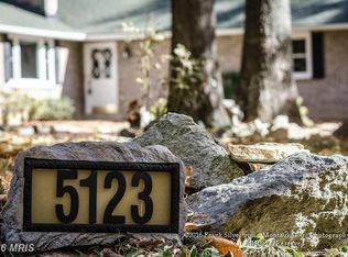 5123 Clinton Rd, Alexandria, VA 22312